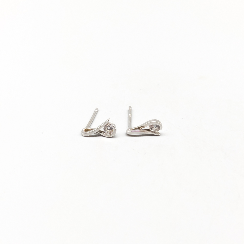 Earrings in Silver Eternity Sign with White Stones S925 0.57g 10mm