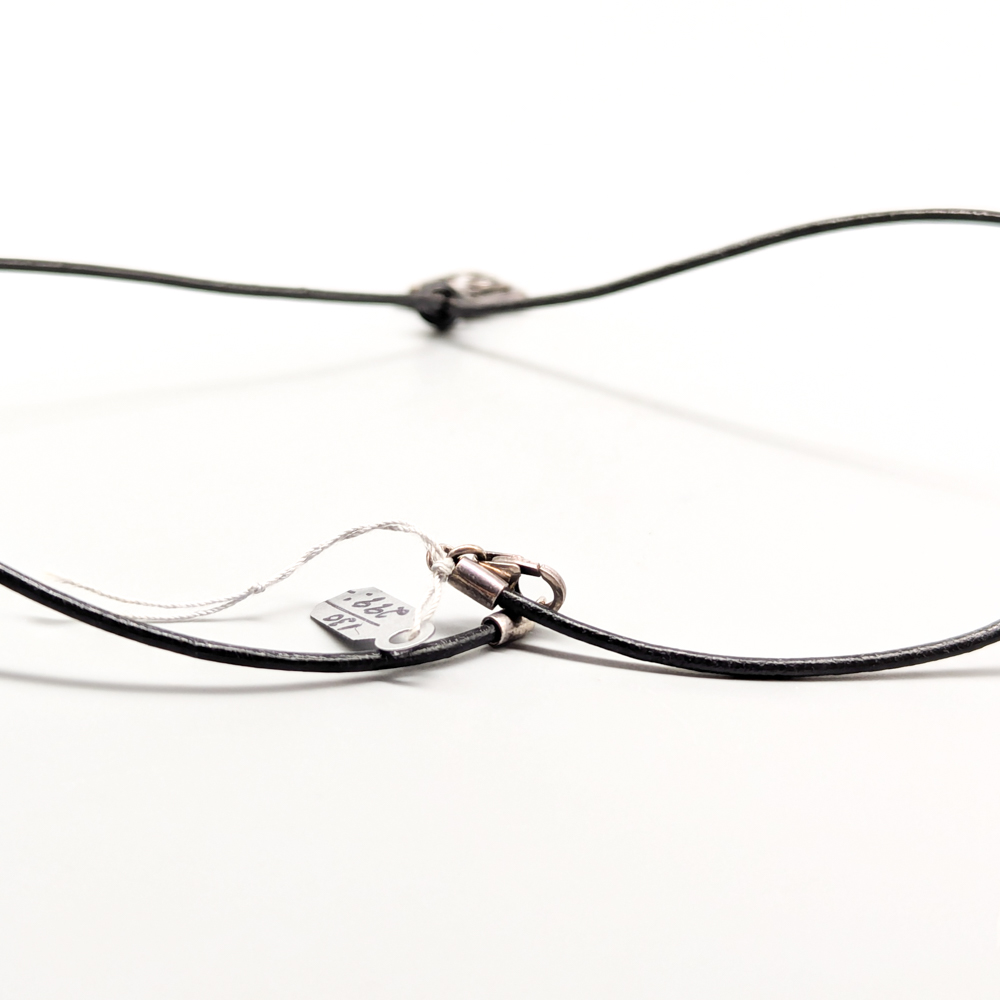 44cm Necklace with Silver details S925 8.54g - Image 2