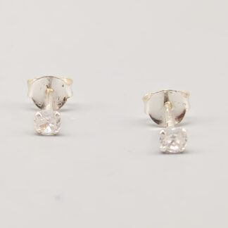 Earrings in Silver with white stones S925 0.35g 2.5mm