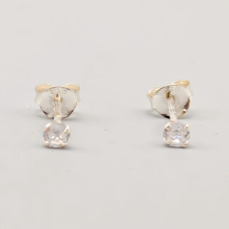 Earrings in Silver with white stones S925 0.35g 2.5mm