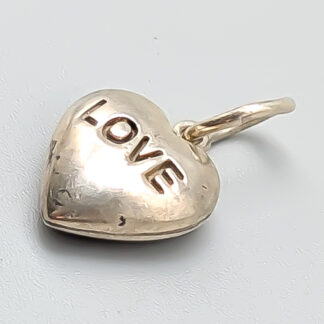 Pendant in Silver Heart with the Text "Love" S925 2.61g 11mm