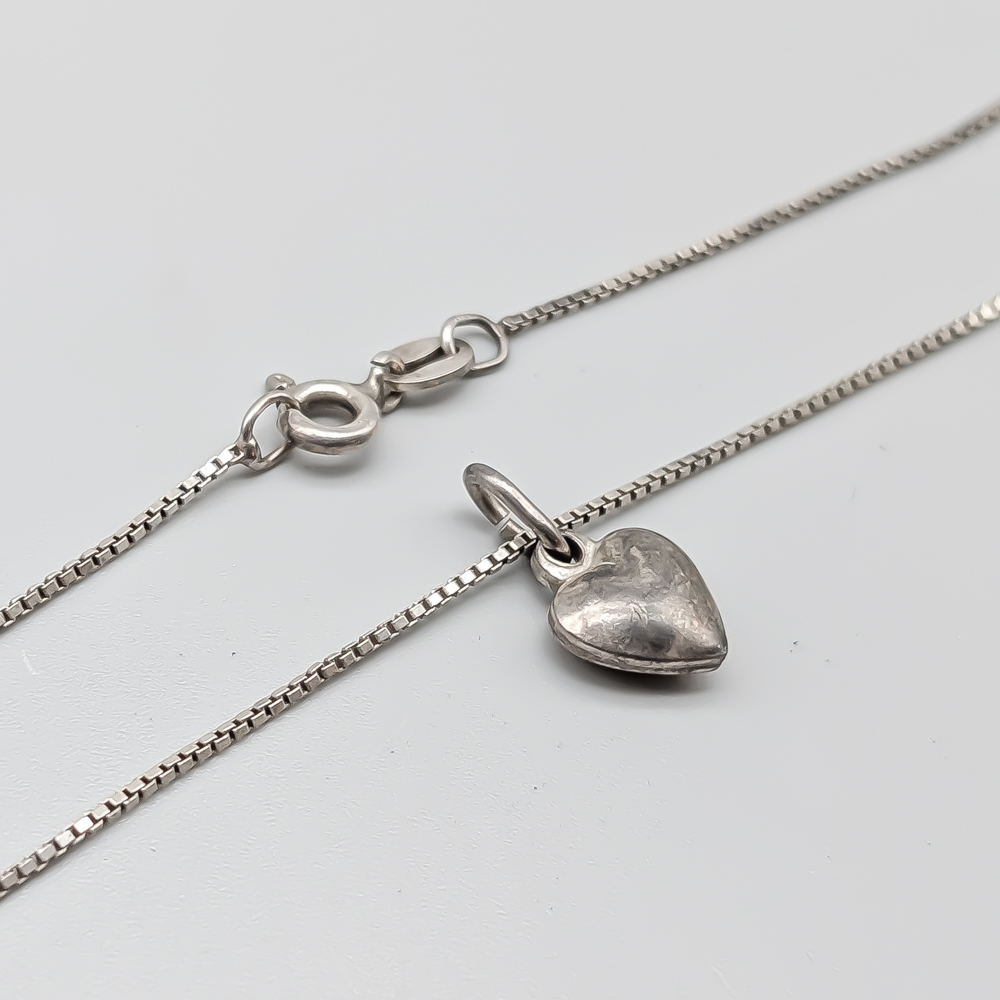 36.5cm Box Chain in Silver with Pendant Heart S925 2.35g