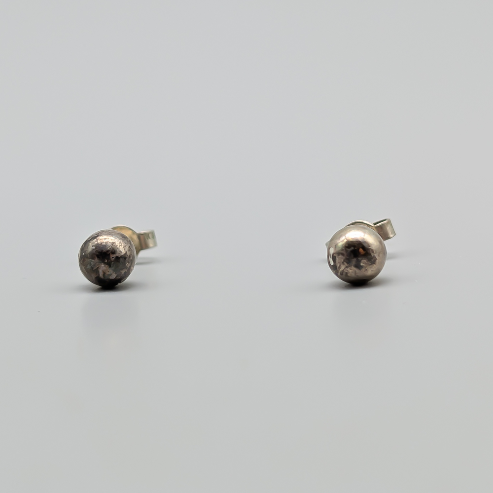 Earrings in Silver S830 0.84g 5mm