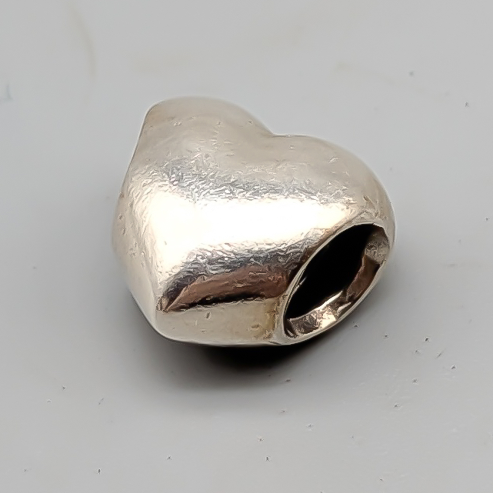 Pandora Charm in Silver Heart S925 3.09g 10mm