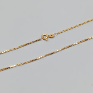 50cm Uno A Erre Box Chain in Gold 18K 5.46g