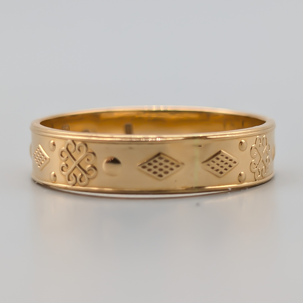 Patterned Ring in Gold 18K 4.01g 19.25mm