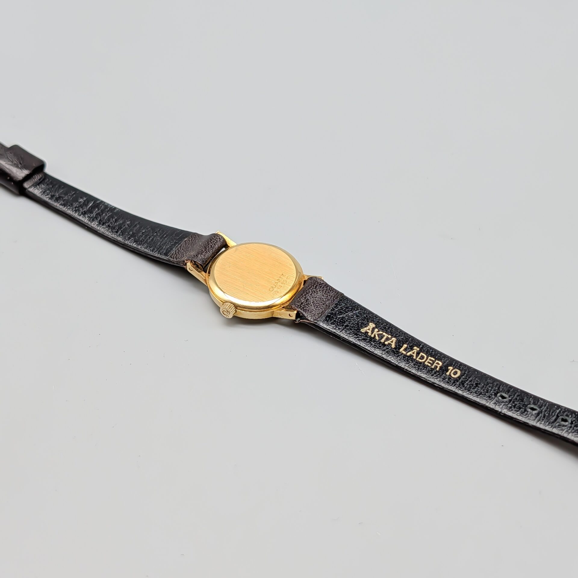 Omega Guldklocka Damur-2