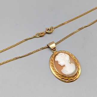45cm Curb Chain in Gold with Cameo 18K 7.6g