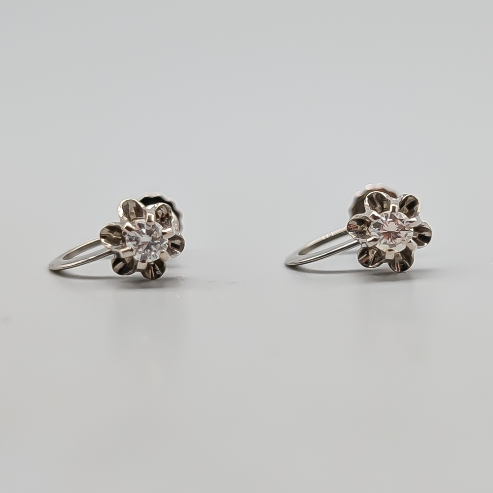 Clips in White Gold with Diamonds 18K 1.98g 11mm