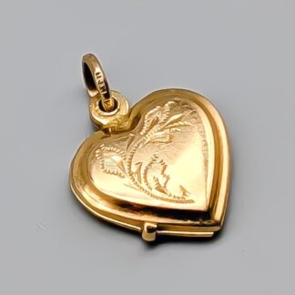 Pendant in Gold Locket Heart 18K 3.43g 21mm