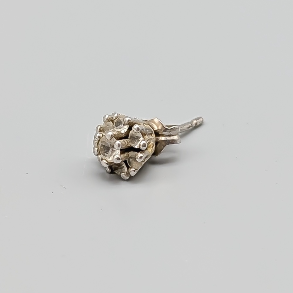Single Earring with White Stones in Silver S830 0.91g 7mm