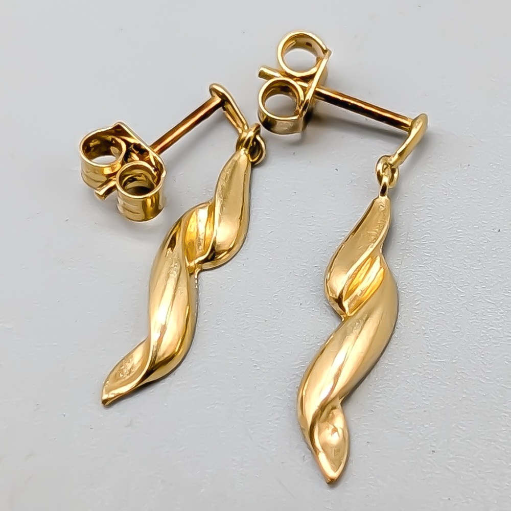 Earrings in Gold 18K 0.98g 24mm - Image 2