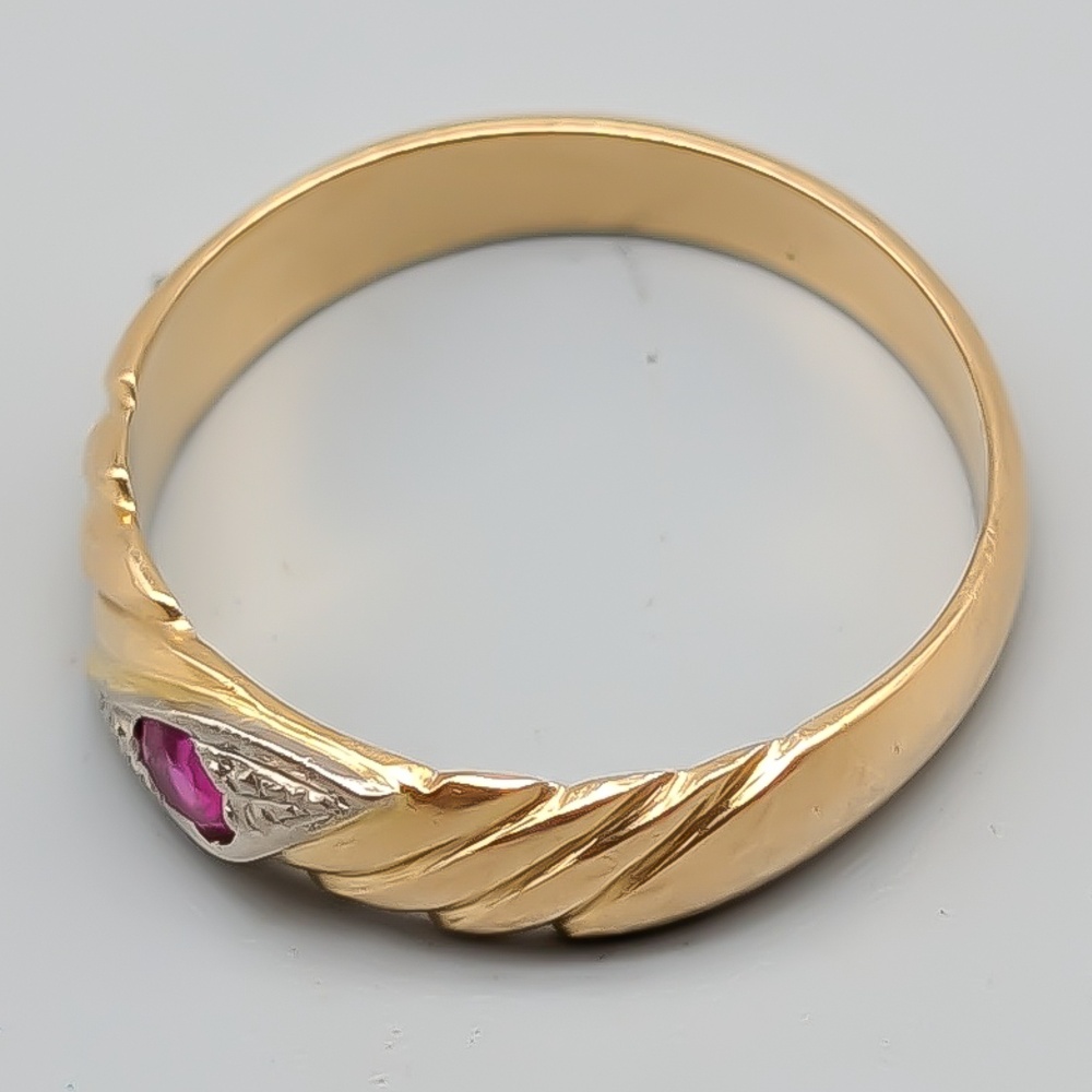 Ring in Multicolored Gold with Red Stone 18K 4.02g 18.5mm - Image 2