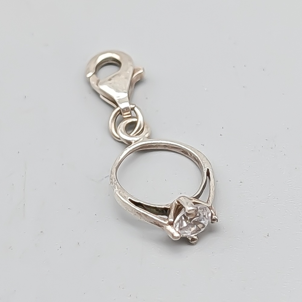 Charm in Silver with White Stone S925 0.88g 25mm