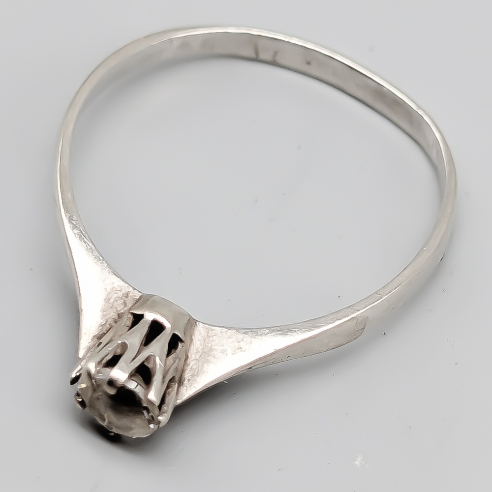 Ring in Silver with White Stone S925 0.91g 16.75mm - Image 2