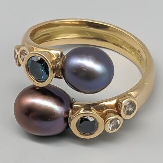 Rings in Gold with diamonds and colored freshwater pearls 18K 13.97g 19.75mm