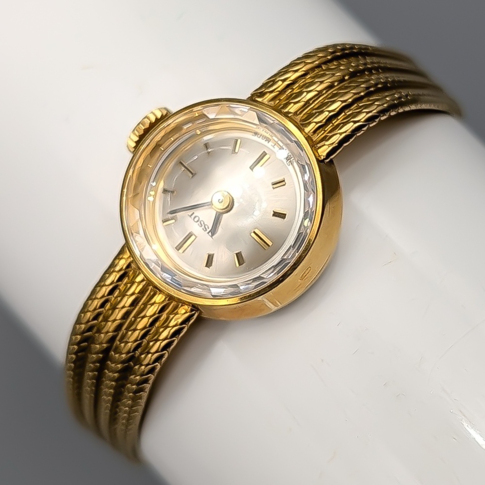 Tissot Gold Watch 18K 23.28g 17cm