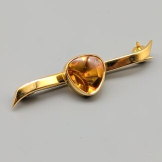 Brooch in Gold with Orange Stone 18K 2.91g 34mm