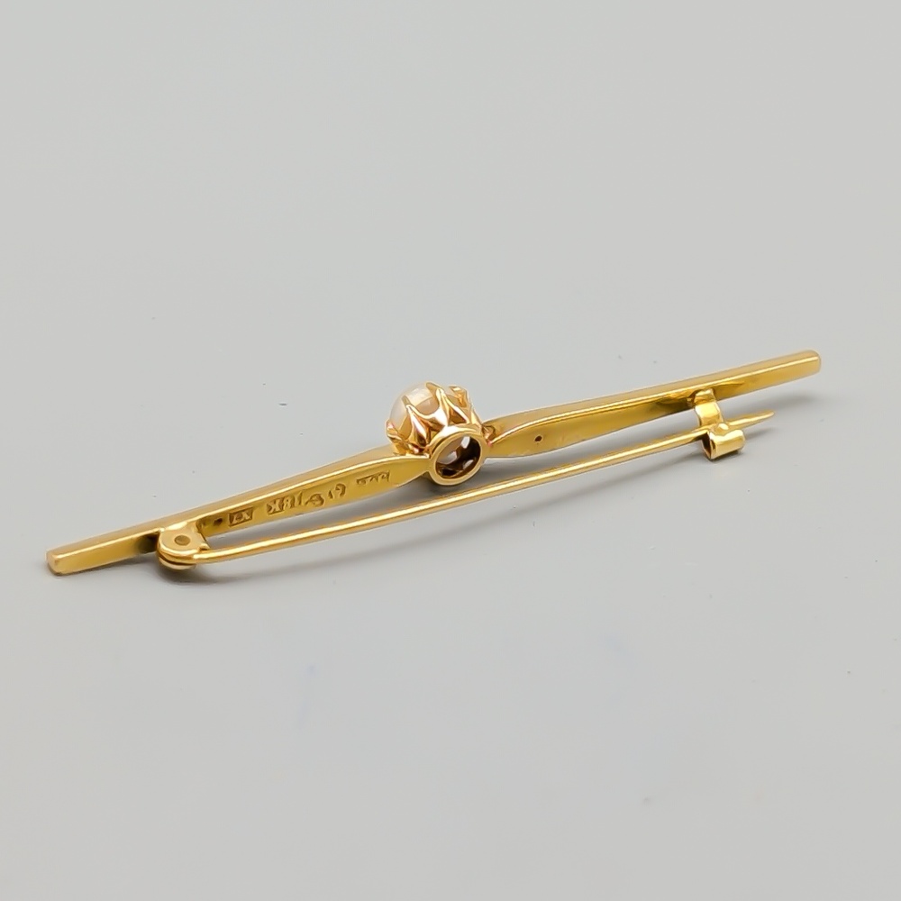 Brooch in Gold with Cultured Pearl 18K 2.11g 16mm
