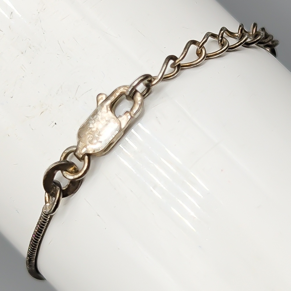 Snake Chain in Silver with Heart S925 3.23g 27.5cm - Image 2