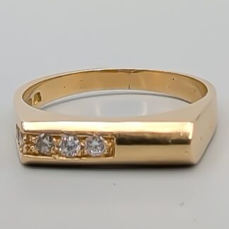 Rings in Gold with White Stones 18K 3.58g 18.75mm