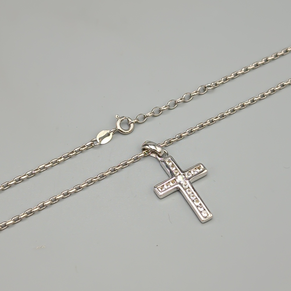 44.5cm Cable Chain in Silver with Pendant Cross with White Topazes S925 8.65g